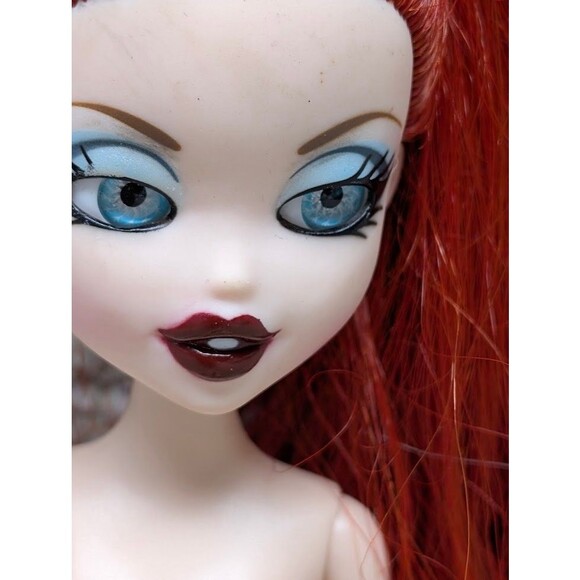 Bratzillaz Meygana Broomstix Doll Glam Gets Wicked Midnight Beach No Clothing - Picture 1 of 11